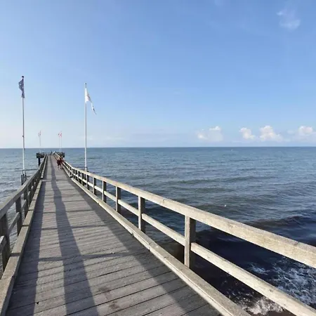 Modernes Mit Garten In Prázdninový dům