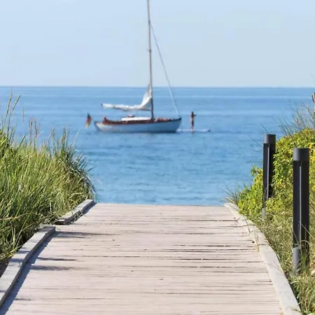 Modernes Mit Garten In Prázdninový dům Kägsdorf